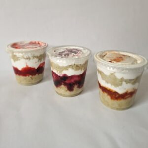 pastel de tres leches en vaso, diferentes sabores